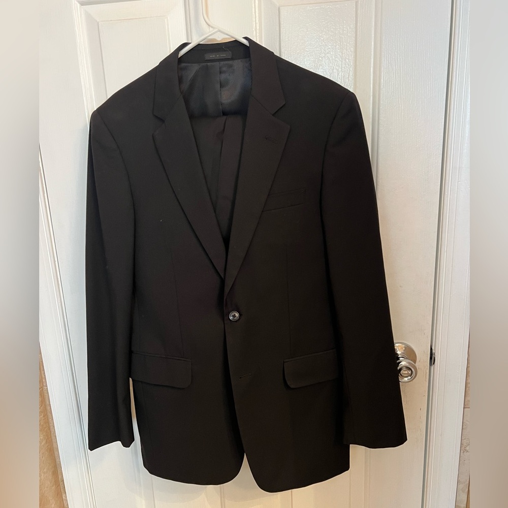 Oleg Cassini Elegant Black Men's Suit